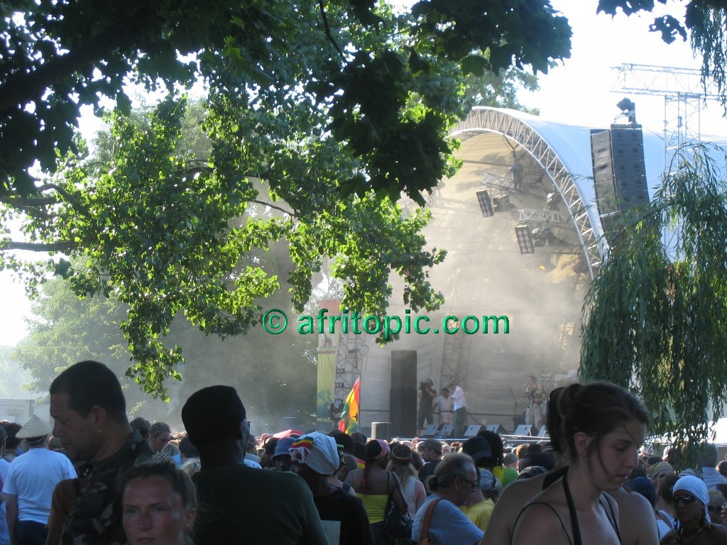 ../Images/14-160706a 001.jpg